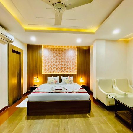 Hotel Ajay International Allahabad Extérieur photo
