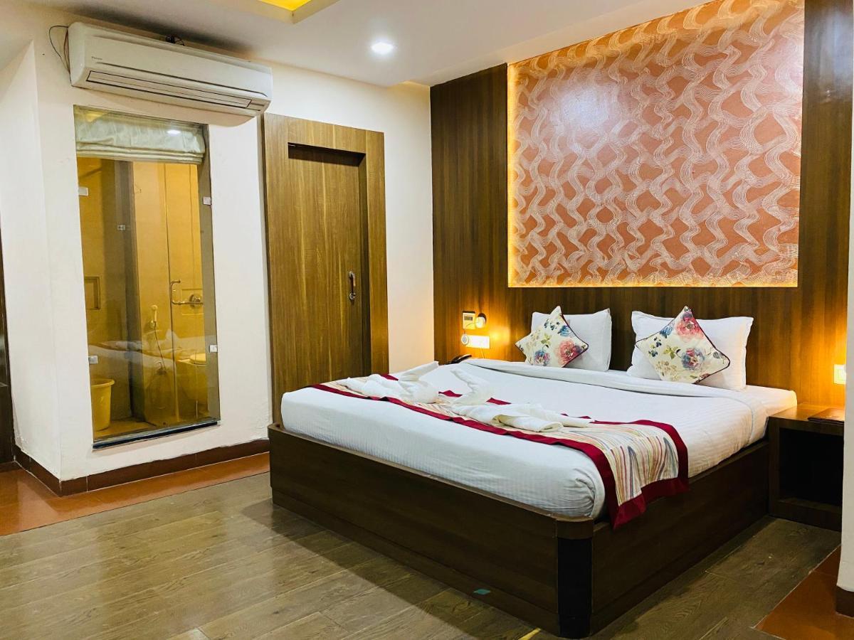 Hotel Ajay International Allahabad Extérieur photo