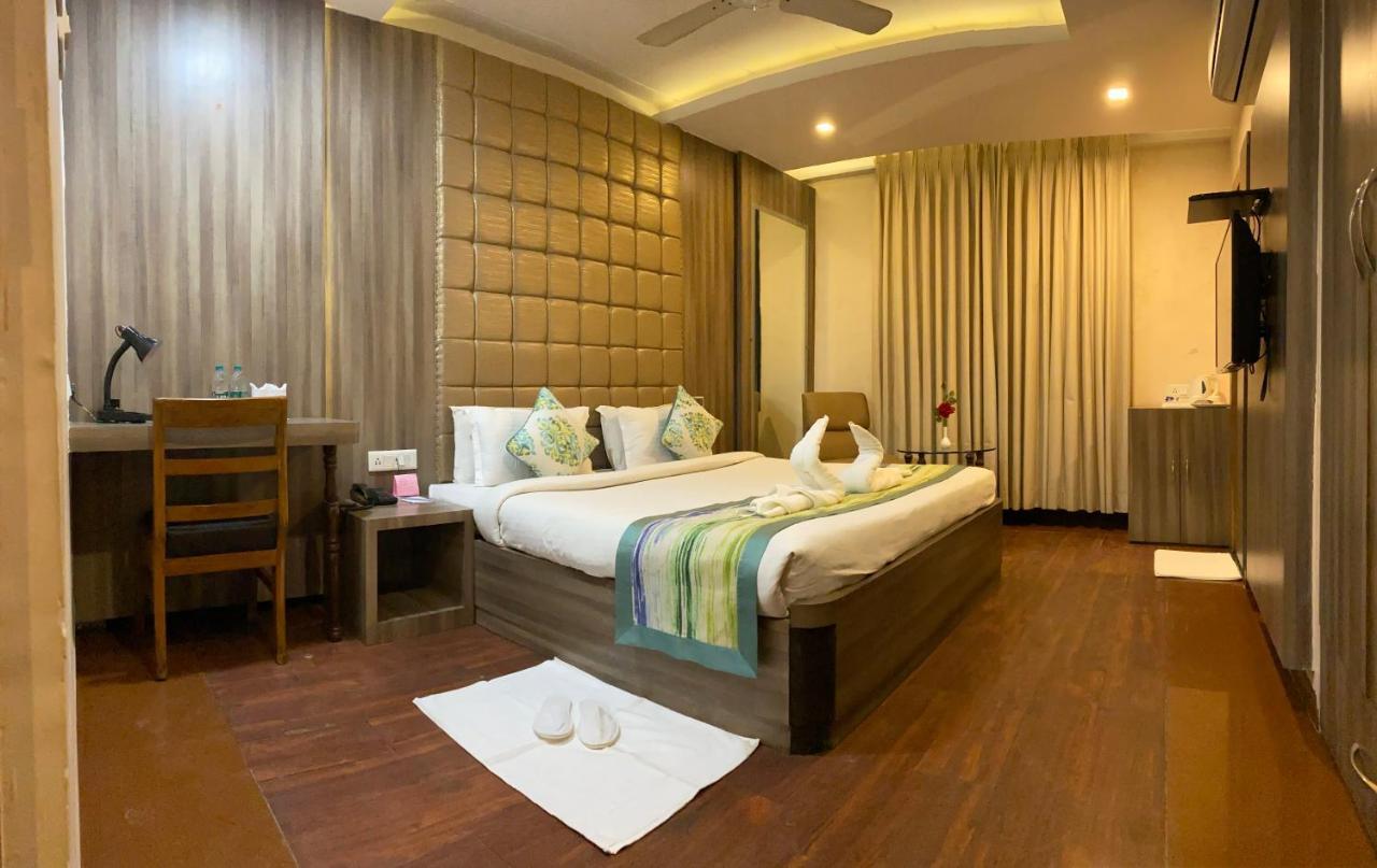 Hotel Ajay International Allahabad Extérieur photo