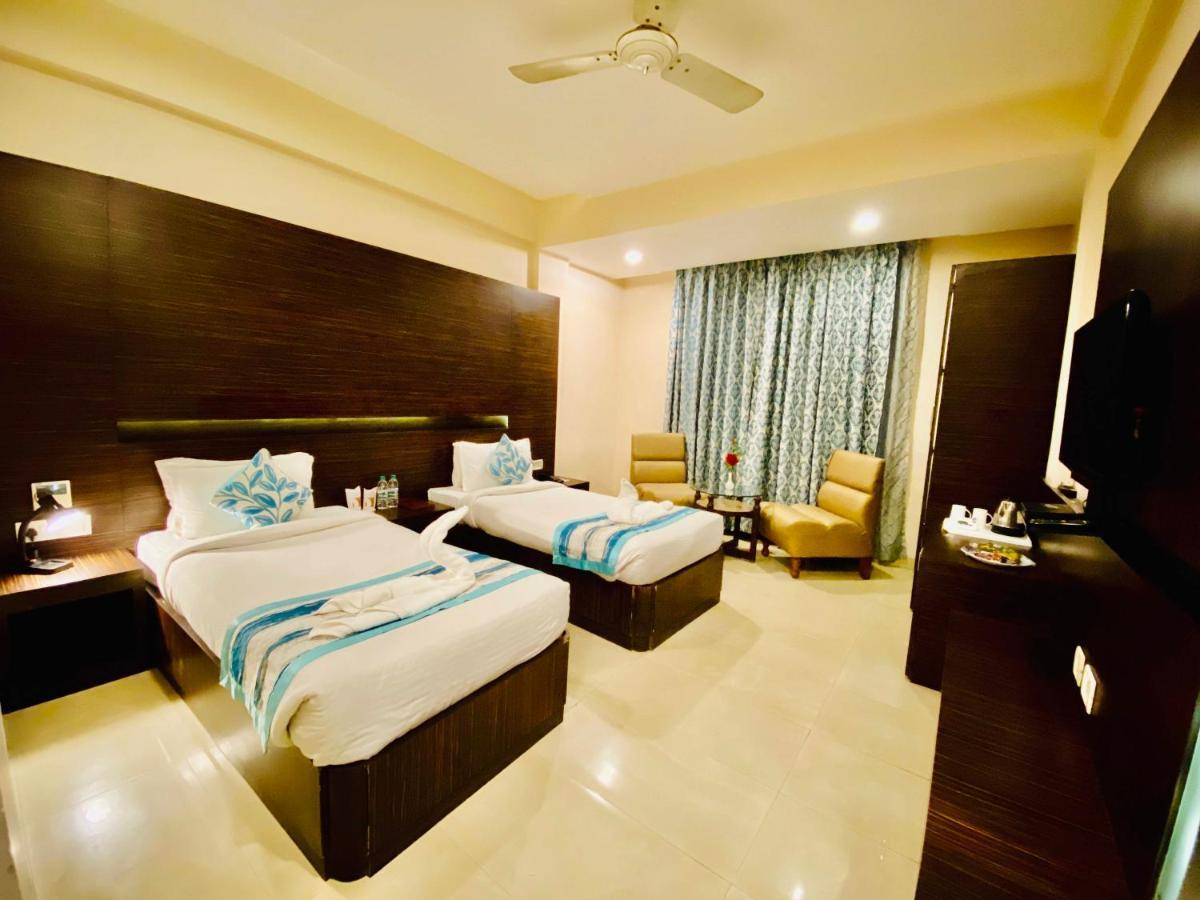 Hotel Ajay International Allahabad Extérieur photo