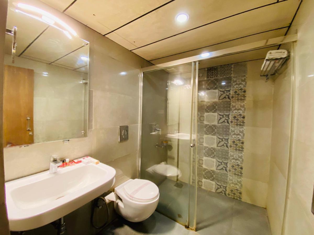 Hotel Ajay International Allahabad Extérieur photo