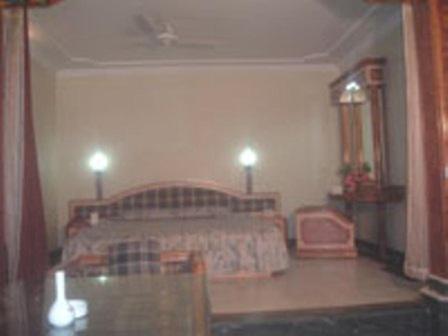 Hotel Ajay International Allahabad Chambre photo